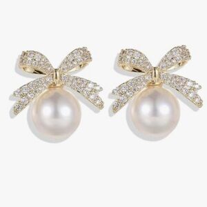 💜3/$30 Rhinestone golden Bow with Faux Pearl Stud Earrings Bowknot